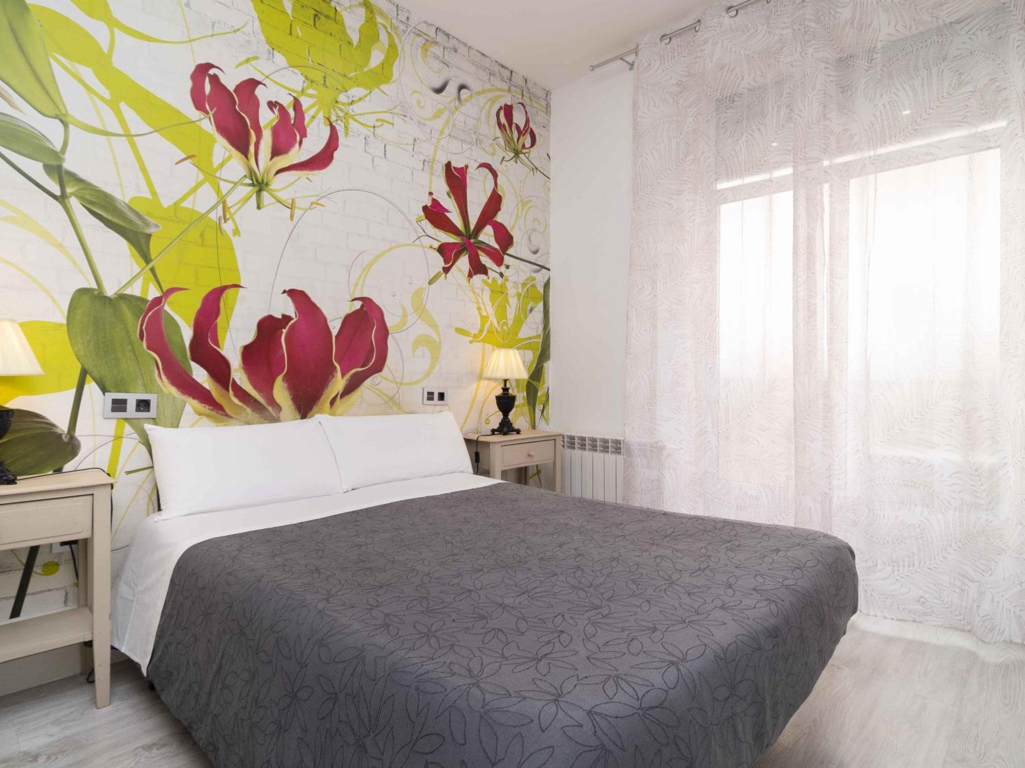 Pension Foster Madrid Dış mekan fotoğraf
